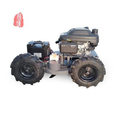 Chine Gasoline Engined Unmanned Lawn Mower 4 Wheel Drive Remote Control  Robot Grass Cutter à vendre