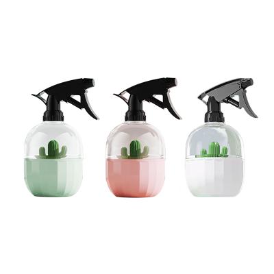 China Lightweight watering can pp for indoor plants or gardoning squeezed bottle empty spray utility bottle for sale