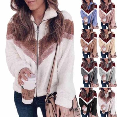 China 2022 autumn/winter new coat ladies Anti-wrinkle lamb woolen hoodie contrasting colors coat for sale