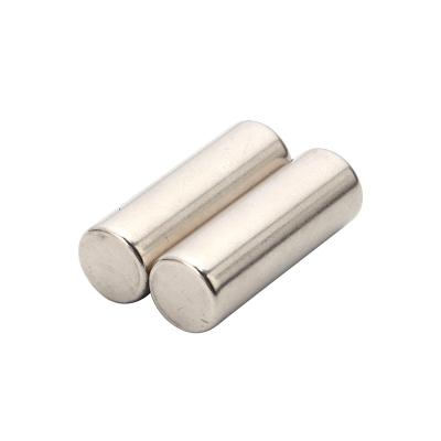 China Factory Direct Sale Super Strong Long Shape Diametrically Magnetized Cylindrical Neodymium Magnet for sale