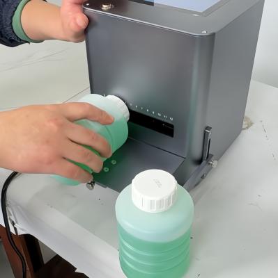 China Desktop thermische inkjetprinter voor handvervaldatum codering gemakkelijk te bedienen en compact Te koop