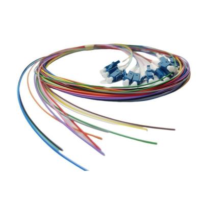 Cina 12 Core FTTH Fibra ottica LC UPC LZH/PVC Pigtail 0,9 mm Diametro TDM 900 2 Singlemode in vendita