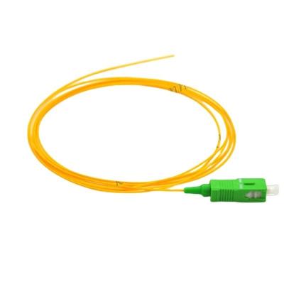 Cina FTTH G657A/G652D Fibra ottica pigtail 0,9mm SC/UPC/APC LSZH/PVC per foglio di dati centrale in vendita