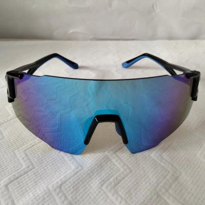 China Sports Sunglasses Sports Polarized Sunglasses Men Women Cycling Fishing Golf Baseball Running Windproof Glasses Uv400 Protection Adult for sale