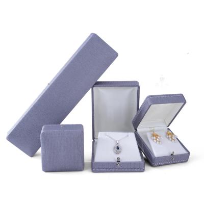 China Jewelry Packaging Rope Elegant Decoration Packaging Boxes Jewelry Box Purple Velvet With Buckle for sale