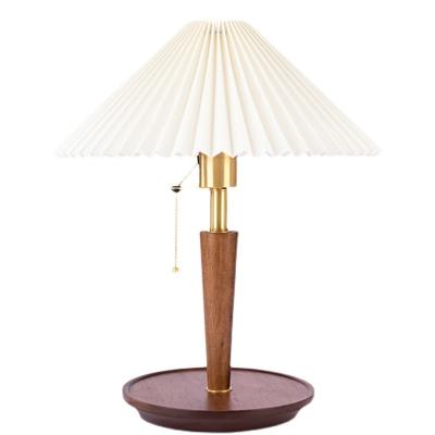 China Traditional Iwork Lighting Vintage Retro Antique Wood Pleated Shade Table Lamp For Dining Reading Room Bedroom Bedside Hotel for sale