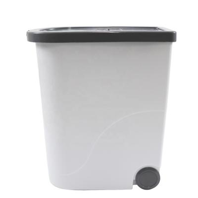 China Large Sustainable Plastic Dog Food Storage Container Bin Wholesale for sale