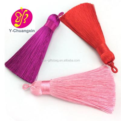 China Decorative Accessory 7cm Wholesale High Quality Colorful Rayon Rope Silk Tassels For Jewelry Making for sale