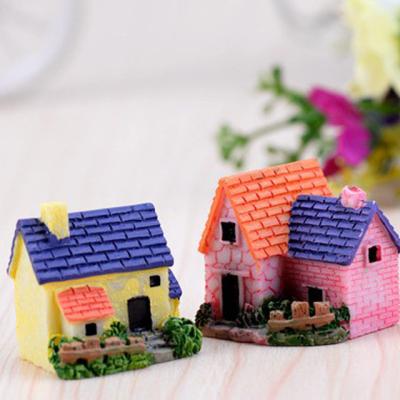 China Europe Newest Design Handmade Christmas Gift Mini Colorful House Village Resin Figurines for sale