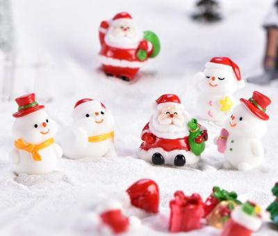 China Europe Customized Creative Resin Christmas Gift Hand Painting Figurines for sale