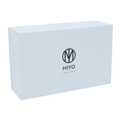 China Handmade Wholesale Custom Shoes Clothing Cardboard Box Gift Shopping Cosmetic Luxury Folding Folding Paper Box With Ribbon Handle for sale