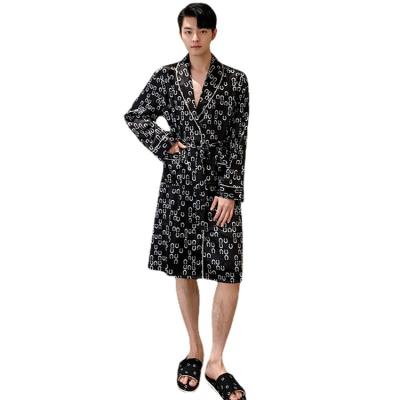 China Thermal Hot Sale Recommended Men's Pajamas Long Sleeve Mid Length Bathrobe Home Wear for sale