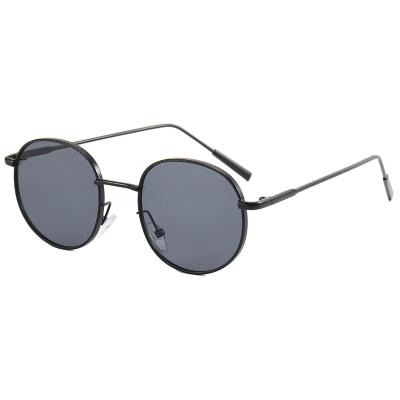 China Hot Sale Brand Men's Fashion Comfort Women's Luxury Sun Glasses Polarized Sunglasses for sale