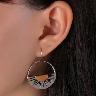 China Vintage Fashion Vintage Sun Fish Hook Earring Jewelry Sun Sunrise Circle Base Geometric Stud Earrings For Women for sale