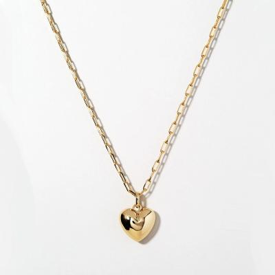 China FASHIONABLE Hot Selling Simple Gold Plated Peach Metal Heart Blown Pendant Chain Necklace for sale