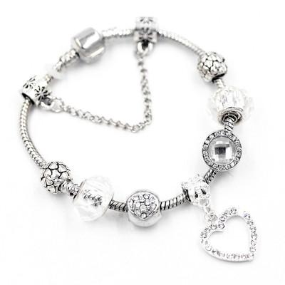 China FASHIONABLE crystal beads bracelet for women hand ornaments love hand ornaments diy glass beads for lovers in Europe and America for sale