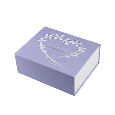 China Custom Printed Recyclable Luxury Foldable Magnetic Hardbox Magnet Box Packaging Gift Box With Lid for sale