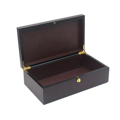 China Handmade Wholesale Custom Cigar Specialty Wooden Watch Storage Box Has Metal Lock Packing Gift Box With Your Own Logo for sale