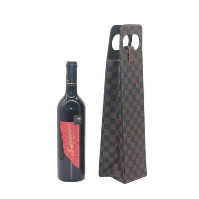 China Good Quality Folding Fashion Wine Bag PU Champagne Bottle Bag Custom Water Bottle Recyclable Luxury Leather Foldable Sleeve Bag for sale