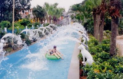 Chine Radeau paresseux d'équipement de parc aquatique de rivière pour les enfants/jeu adulte à vendre