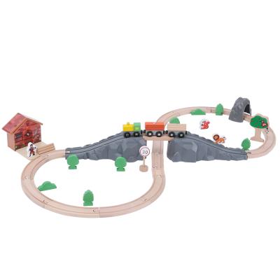 China Toy Children's Train Tracks Slot Toy Farm Rail Set Wooden Train Track Railway Set for sale