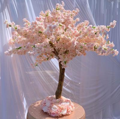 China Environmental Friendly Customize Table Size Wedding Decoration Artificial Sakura Plant Cherry Blossom Tree Indoor Outdoor Pink America Yellow White for sale