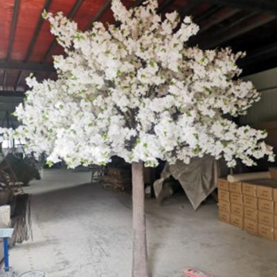 China Large 10ft Tree Environment Friendly Indoor Wedding Party Cherry Blossom Tree Weeding Table 8ft Sakura Tree Centerpiece Blossom Artificial for sale