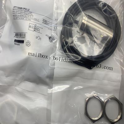 China Brand New Position Sensor XT130B1FBL2 XT130B1NAL2 XT130B1PAL2 Inductive Proximity Switch for sale