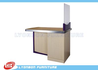 China OEM MDF Melamine Finished Shop Cash Counter Table , 1600mm * 780mm * 2000mm for sale