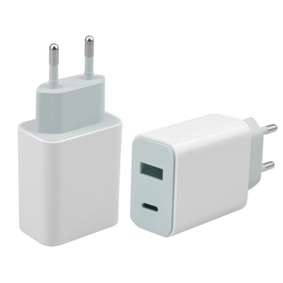 China Portable 12V Battery PD Charger Type-C 18W QC3.0 Wall Charger For Mobile Phone for sale