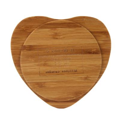 China Mobile Phone Tablet MP3 GPS Factory Outlet Heart Shaped Wireless Charger For Xiaomi OPPO Smartphone Wireless Charger for sale