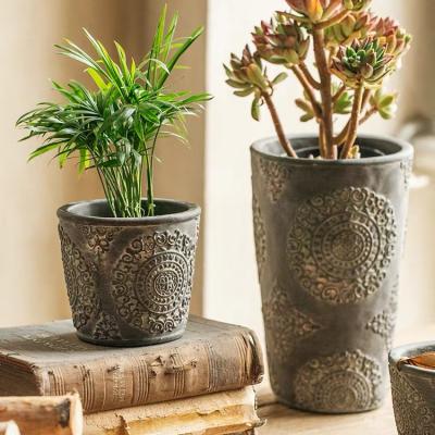 China Retro Rustic Single Cement Embossment Tall Vase Decoration Pots Garden Patio Flowerpot Clay Indoor Plant Planter Concrete Flower Pot for sale