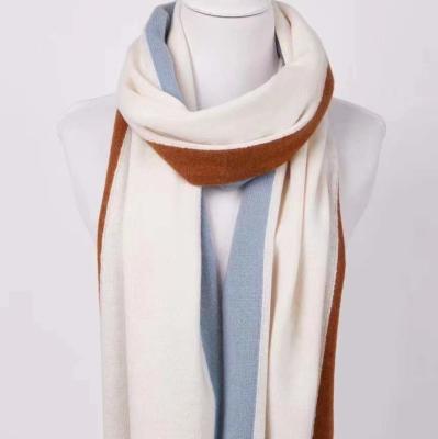 China Fashion Retro All-match Fashion Winter Luxury Scarf Warm Soft Wholesale Customization For Women Shawl Scarves for sale