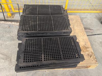 China Rubber Size 610*305 Vibrating Screen Sieve Plate For Iron Ore Of Low Weight Low Noise Long Working Life for sale