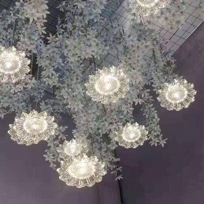 China Crystal Low Price Of Brand New Wedding Props Crystal Chandelier Wedding Crystal Chandelier for sale