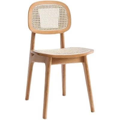 China Popular Fabric(Size) Nordic Style Adjustable Black Gray Wood Modern Chair Dining Chair Solid Wood Rattan Writing Dining Chairs for sale