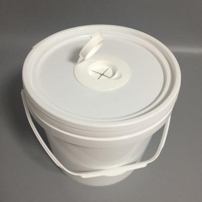 China Hot Selling Eco-friendly PP Plastic Bucket Manufacturer 4L 1 Gallon Bucket With Plastic Handle Lid For Wet Wipe for sale