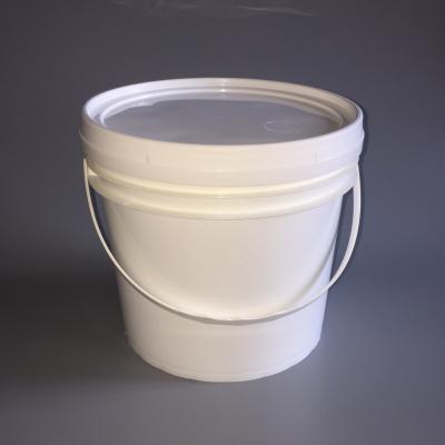 China 5 Liter Plastic Paint Bucket Eco-friendly Plastic Bucket 5l Food Grade With Lid And Handle for sale