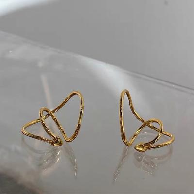 China Office/career ladies jeweries and earing 14K gold plated brass earrings horseshoe clip on earrings for women 2020 for sale