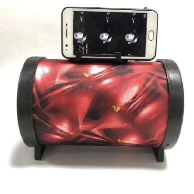 China Portable Mini Big Bass Good Sound Quality 3.7V/1200mAh Lithium Battery Bazooka Speaker with BT/TWS/USB/TF/FM/AUX for Party/Home for sale