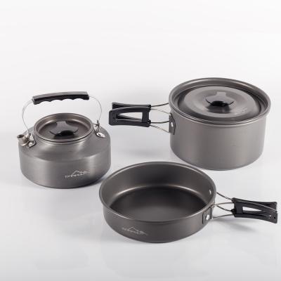 China Stocked Hot Selling Outdoor Picnic Tableware Ultralight Camping Cookware Rising Set for sale