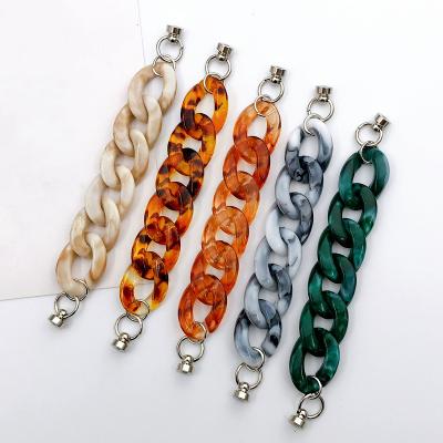 China Custom Made Environmental Friendly Thick Clear Marble White Acrylic Cell Phone Chain Hanging Lanyard in Color and Size for sale