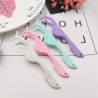 China Private Label Reusable Custom Pink Lashes Applicator Plastic Tweezers Bulk Magnetic Eyelash Tweezers for sale