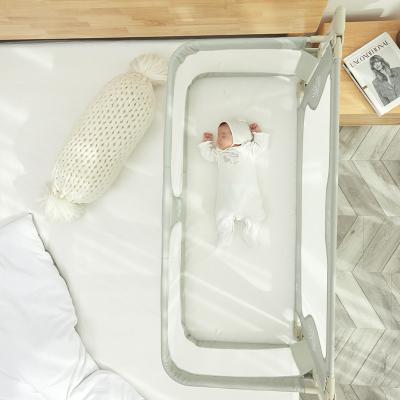 China Minimalist 3 in 1 Crib Rail Hutch for Infants 0-36months Bed Rail Crib Cot Baby Cribs Adaptable To Bed for sale