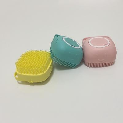 China Pet Bath Brush Pet Cleaning Brush Pet Brush Stocked Shampoo for sale