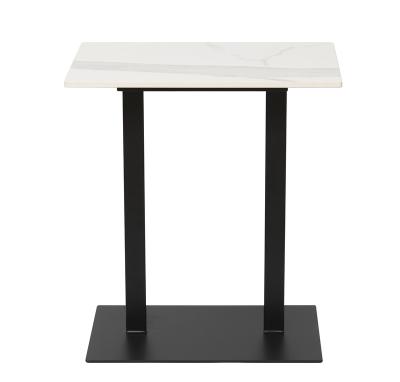 China Modern ontwerp glad oppervlak keramische zijde tafel krabbenbestendige met ijzeren basis Te koop