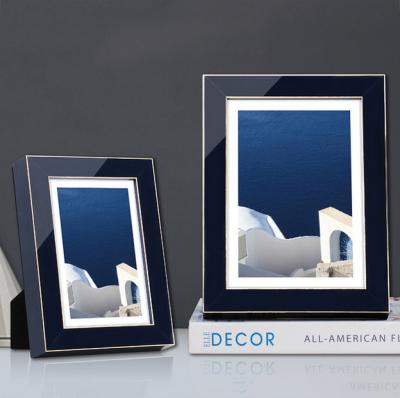 China Custom High Quality Hot Selling Elegant 7 Inch Picture Wooden Desktop View Picture Frame Picture Frame for sale