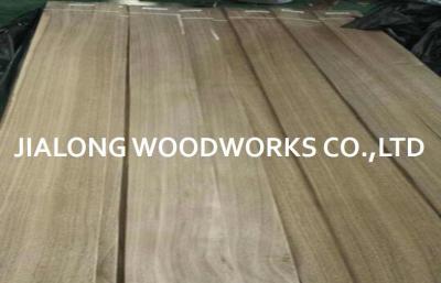 China Hotel Furniture Walnut Wood Veneer Quarter Cut  Grain AAA Grade for sale