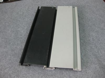 China Painéis de revestimento celulares da parede do PVC, painéis de parede cinzentos da garagem para o armazenamento à venda