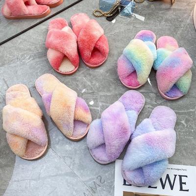 China 2020 Fashion Trend New Plush Women Shoes Faux Fox Designer Colorful Luxuy Rainbow Slippers Fur Ladies Slippers For Women for sale